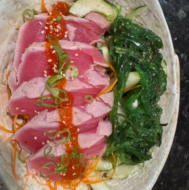 Tuna Tataki Salad.