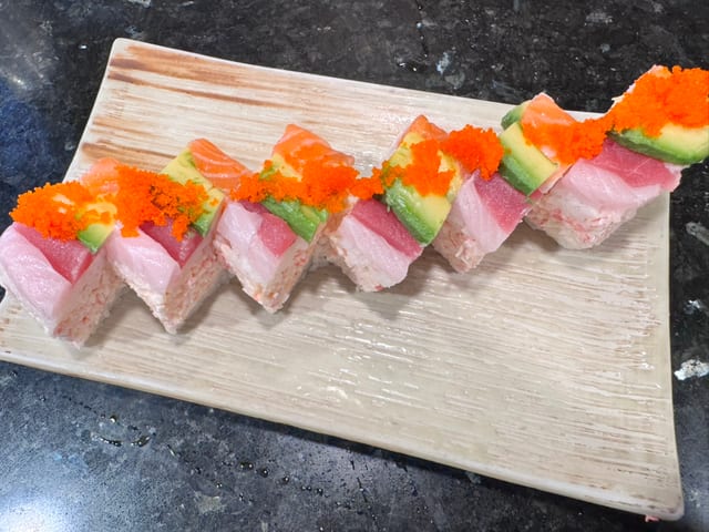 Box Combination Sushi.